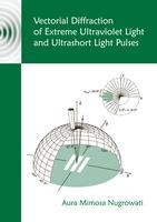 Vectorial diffraction of extreme ultraviolet light and ultrashort light pulses